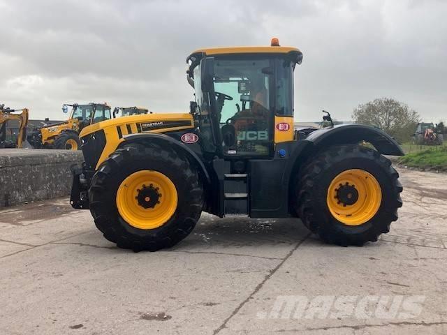 JCB (21007788) FT 4220 Tratores Agrícolas usados