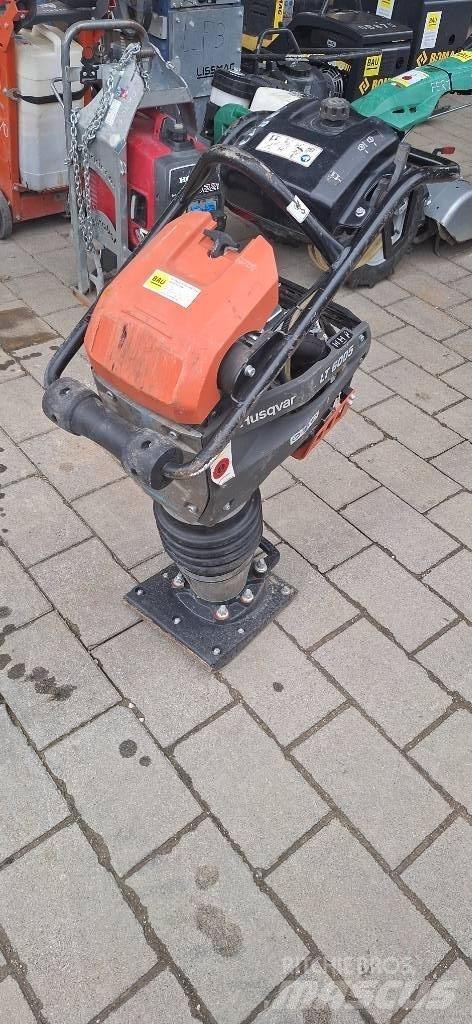 Husqvarna LT 6005 Saltitões