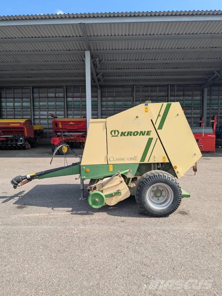 Krone KR 130 Enfardadeira de rolos