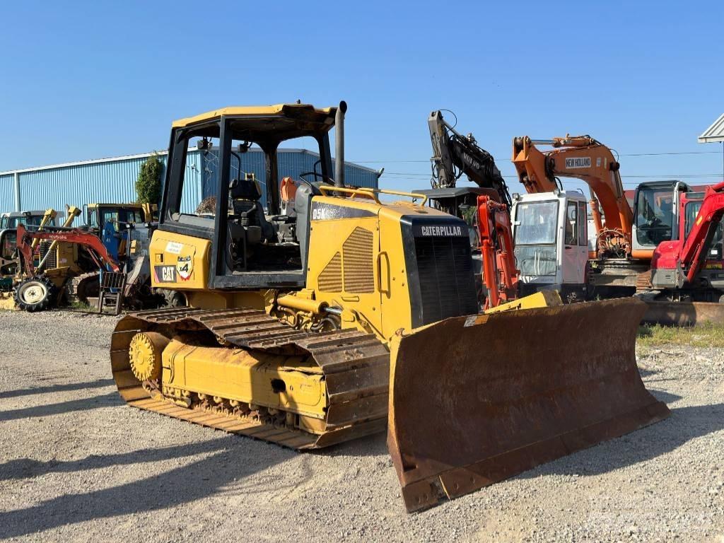 CAT D 5 K LGP Dozers - Tratores rastos