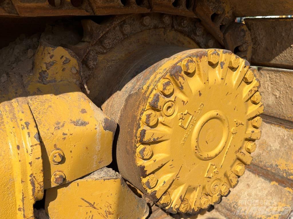 CAT D 5 K LGP Dozers - Tratores rastos