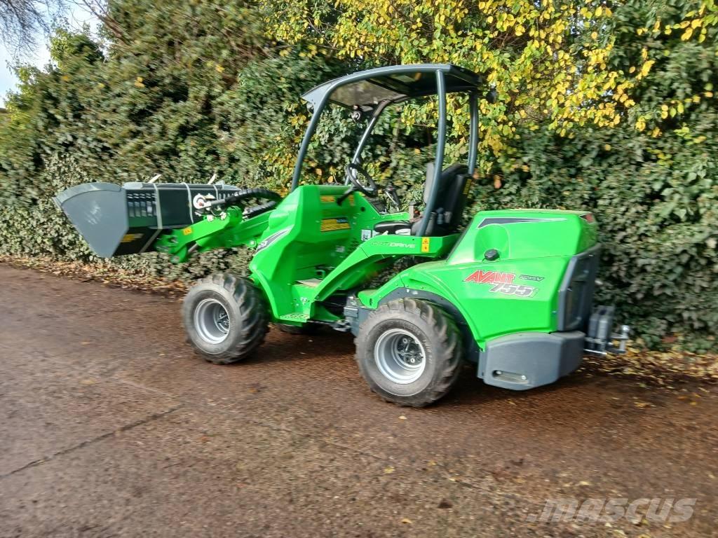 Ex Demo Avant 755i Mini carregadoras