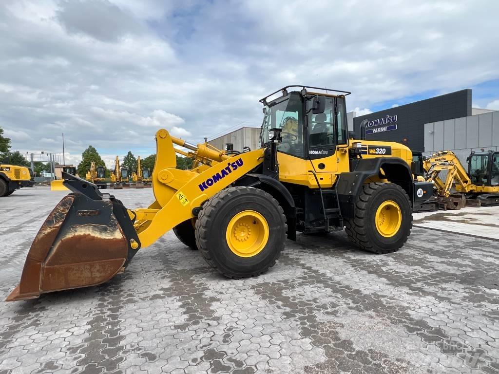 Komatsu WA320-7 Carregadeiras de rodas