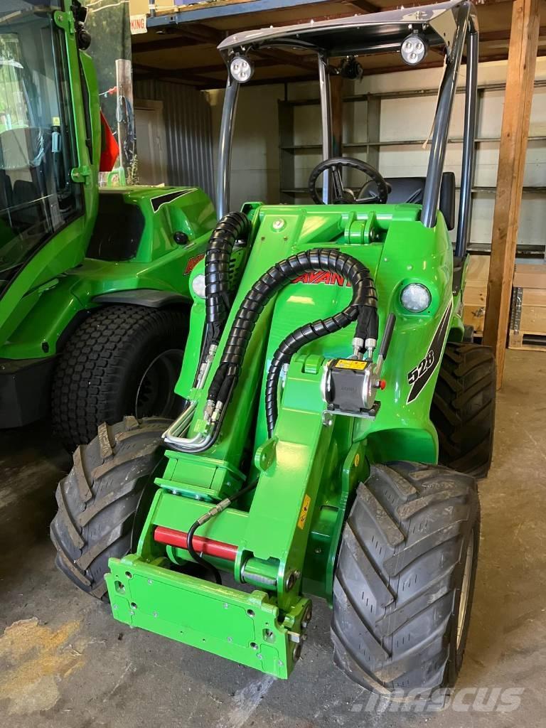 Avant Avant 528 Minicarregadeiras