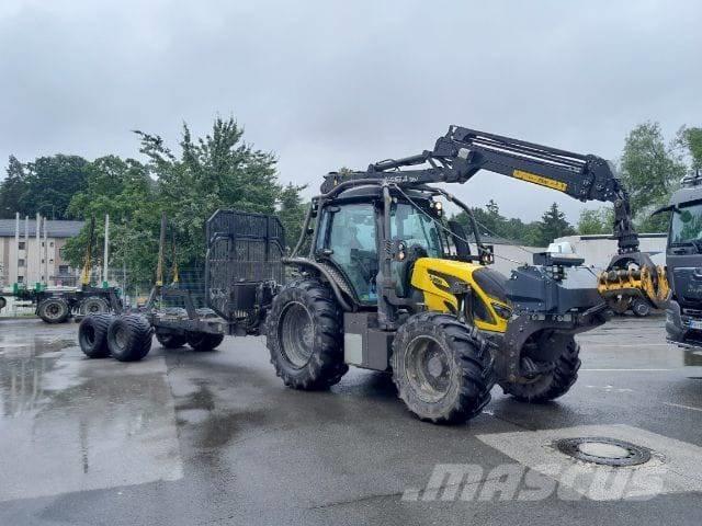 Valtra N 153 forst Tractores florestais