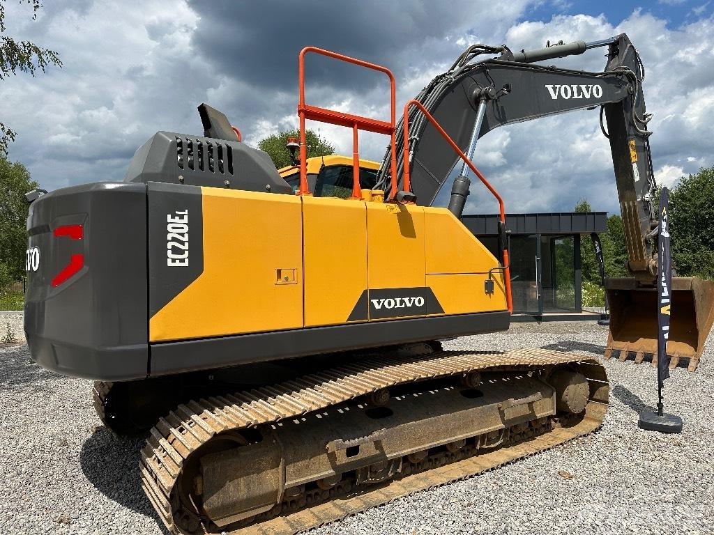 Volvo EC 220 E L Escavadeiras de esteiras