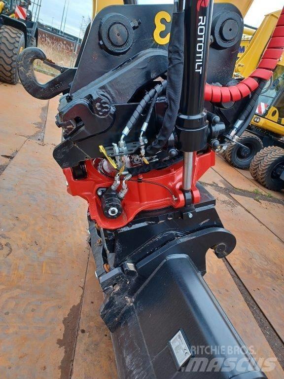 Komatsu PW180-11E0 Escavadoras de rodas