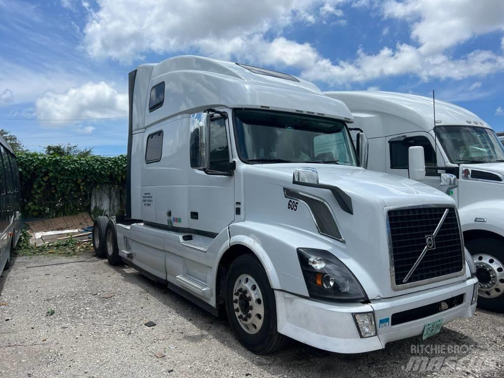 Volvo VNL 780 Cavalos Mecânicos