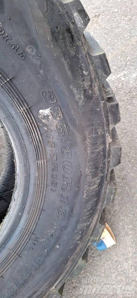 Dunlop 335/80R18 Pneus Agrícolas