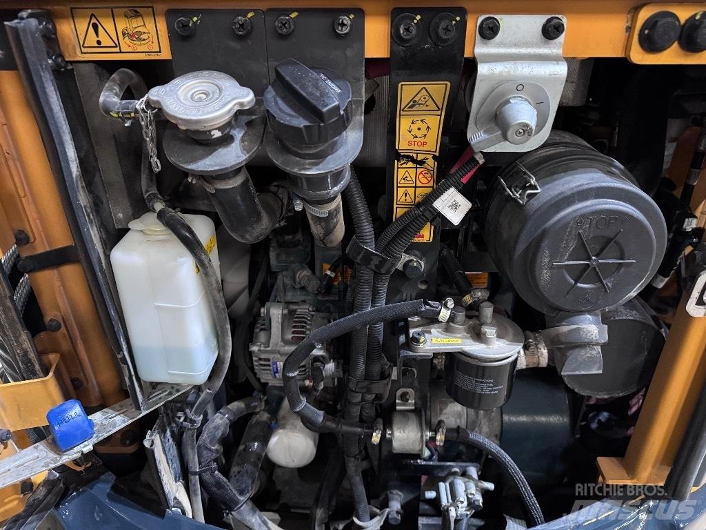 Hyundai R25Z-9 AK Miniescavadeiras