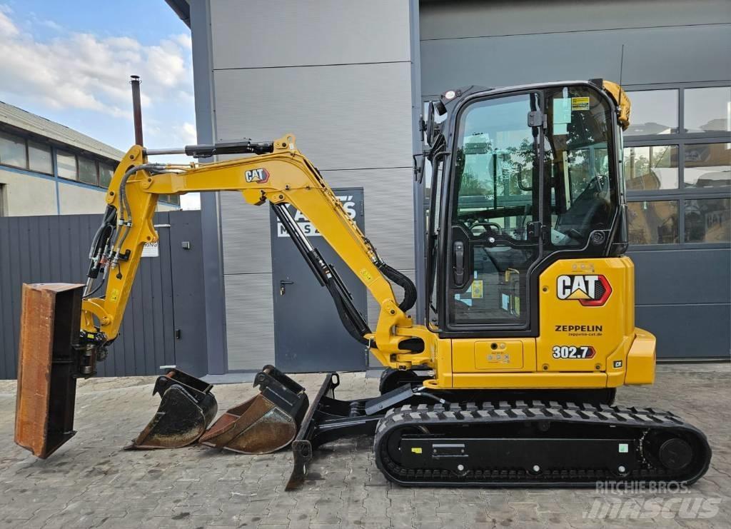 CAT 302.7 CR Miniescavadeiras