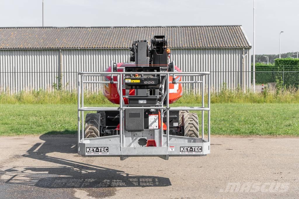 Manitou 160 ATJ e Elevadores braços articulados