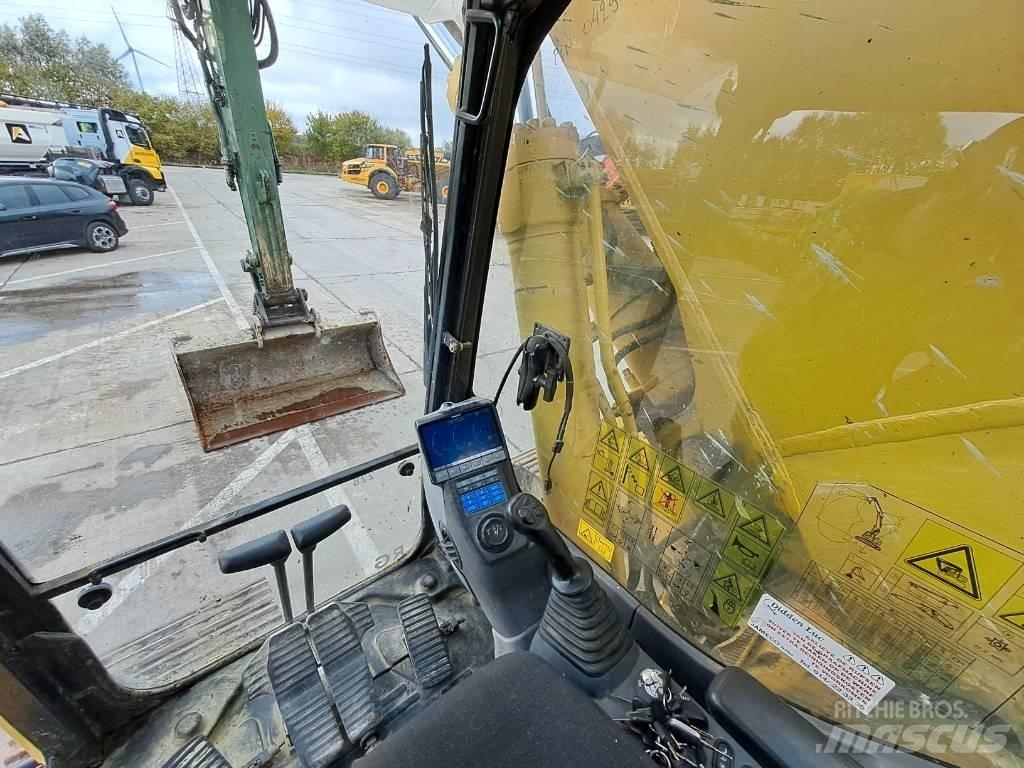 Komatsu PC228USLC-8 Escavadeiras de esteiras