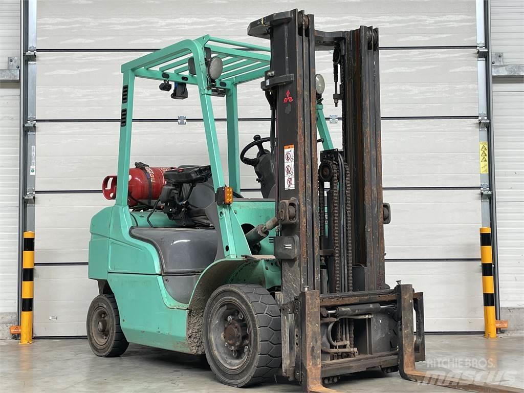 Mitsubishi FG25T Empilhadores a gás