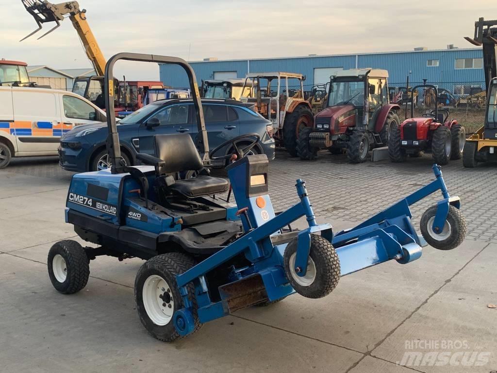 New Holland CM 274 Corta-Relvas Riders