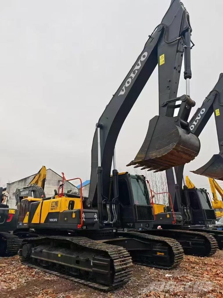 Volvo 240 Escavadeiras de esteiras