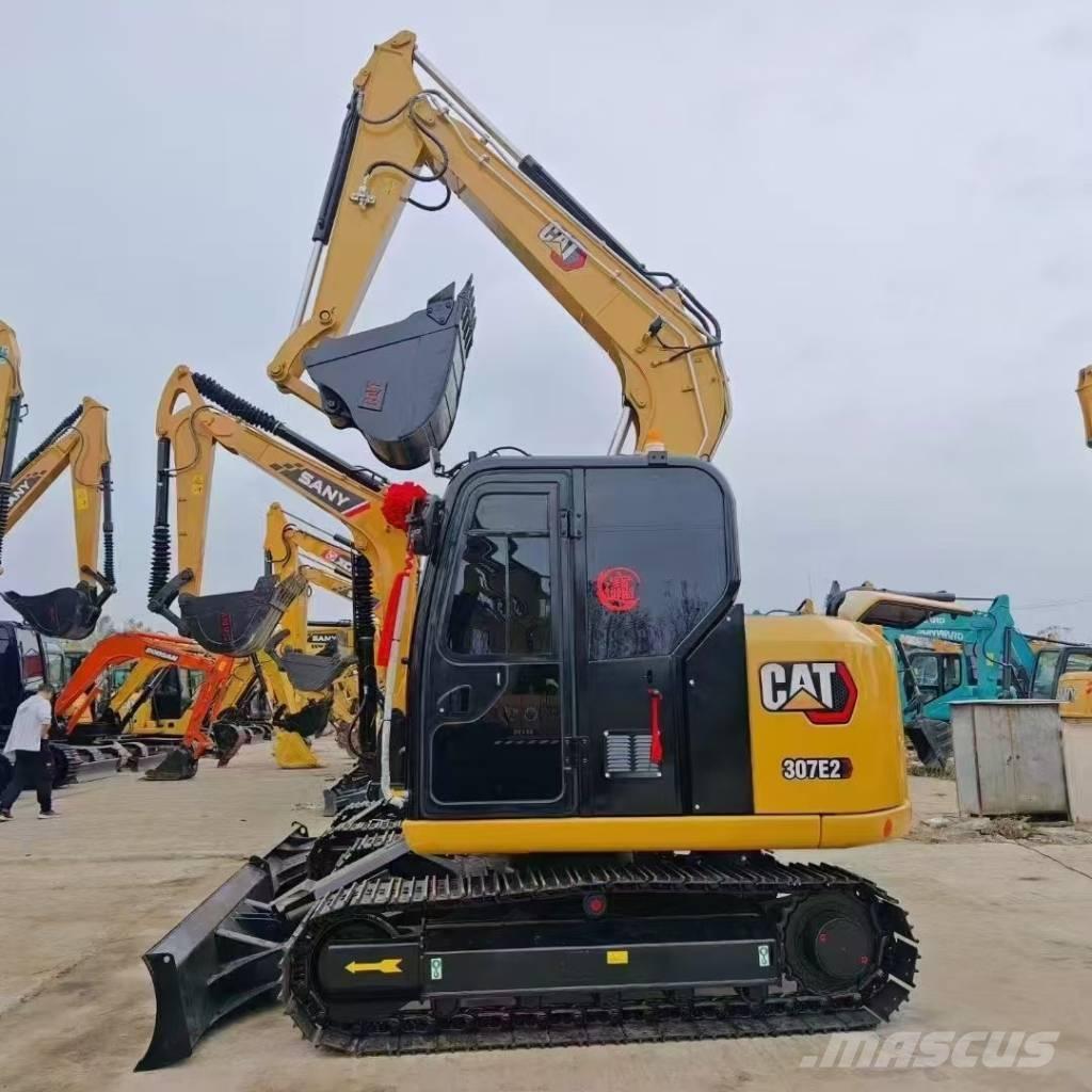 CAT 307 Miniescavadeiras