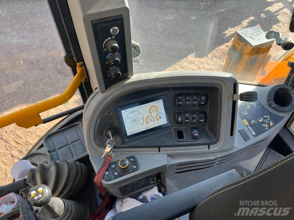 JCB 3 CX Escavadoras Midi 7t - 12t