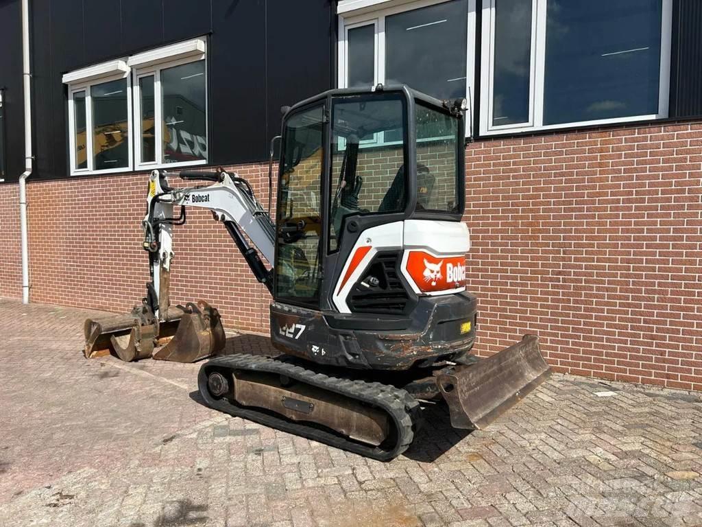 Bobcat E27 Miniescavadeiras