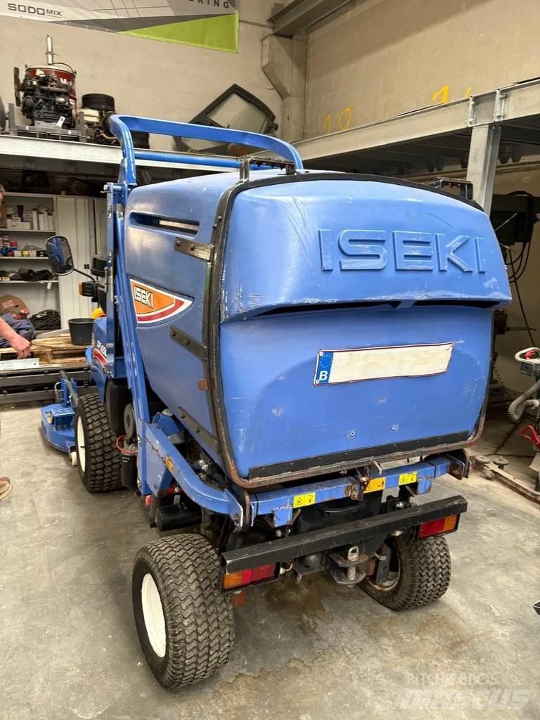 Iseki SF450 Corta-Relvas Riders