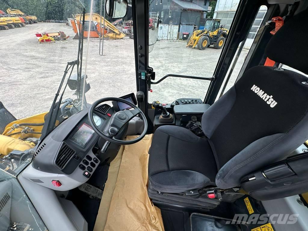 Komatsu WA 270-8 Carregadeiras de rodas