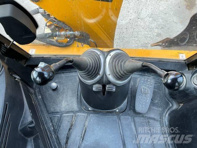 JCB 4 CX Retroescavadeiras