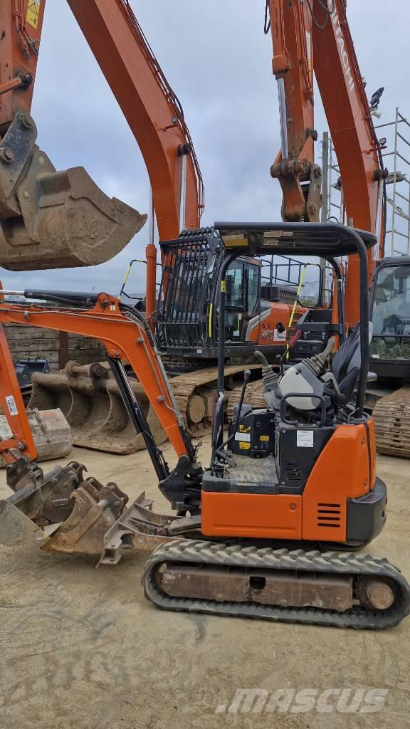 Hitachi ZX 19 U-5 Miniescavadeiras