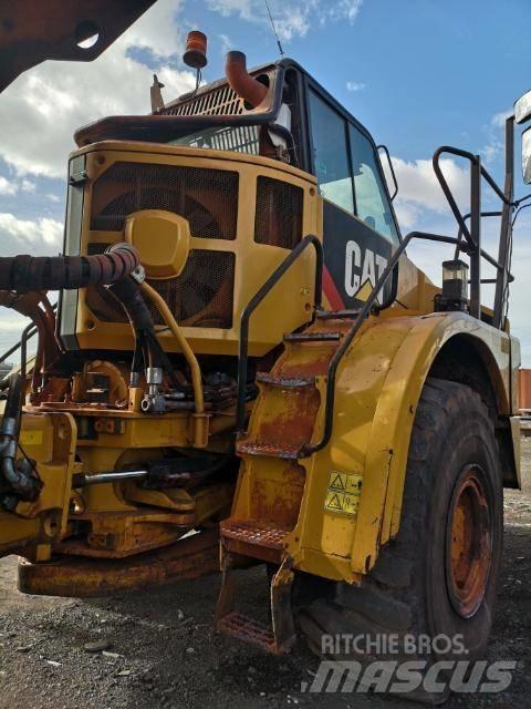 CAT 735 Caminhões articulados
