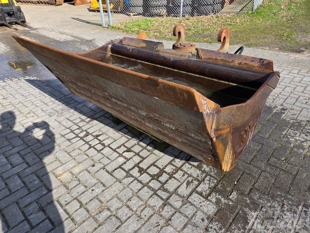 Beco Tilt bucket Baldes