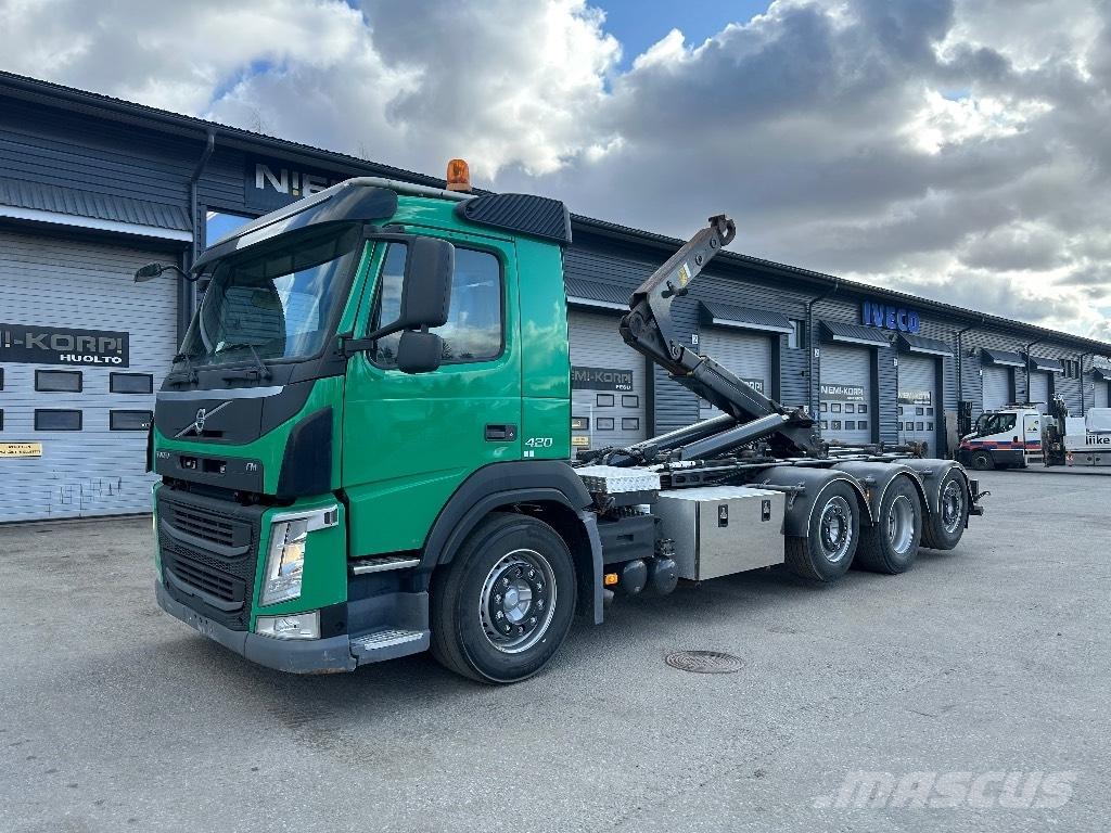 Volvo FM 420 8x2/4 Camiões Ampliroll