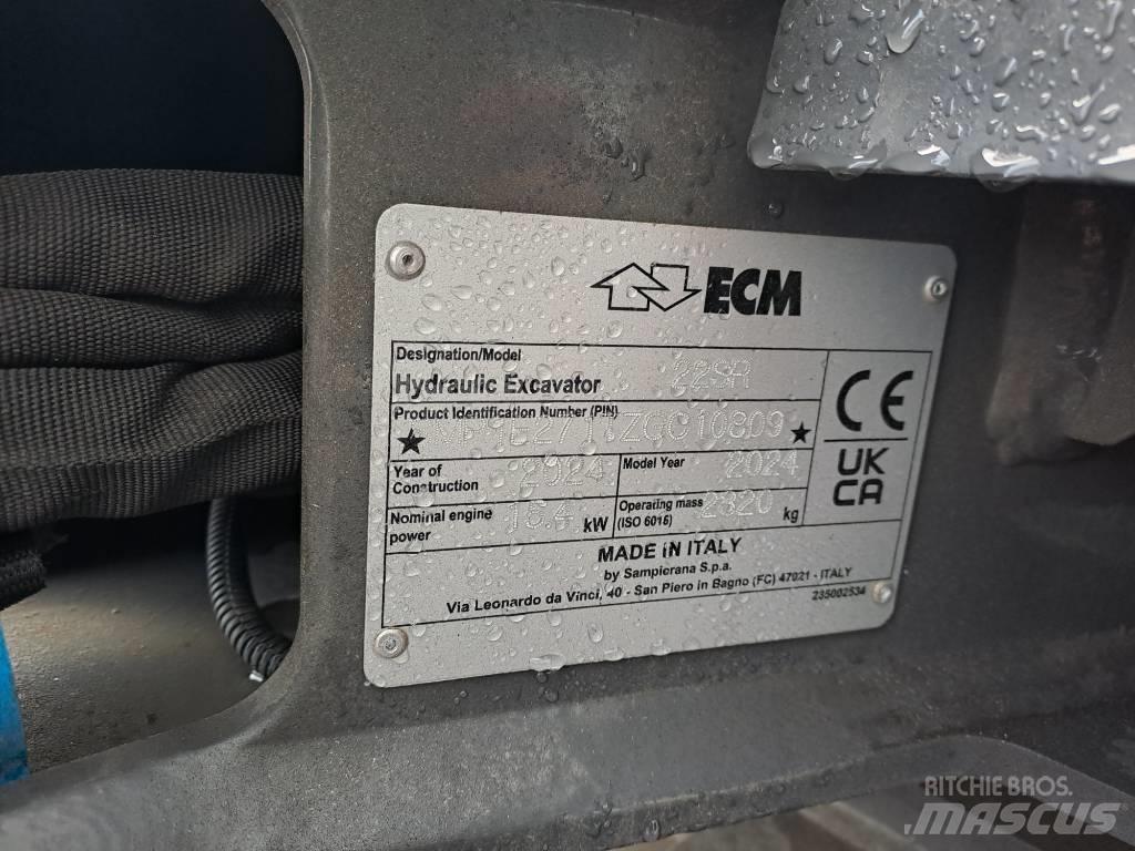 ECM 22 SR Miniescavadeiras