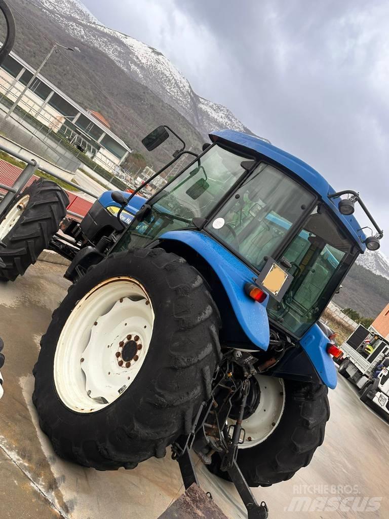 New Holland TD 5040 Tratores Agrícolas usados