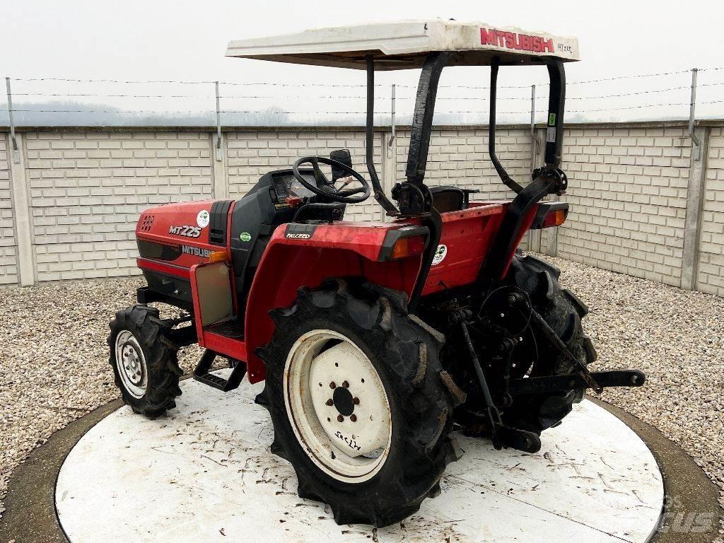 Mitsubishi MT225 Tratores Agrícolas usados
