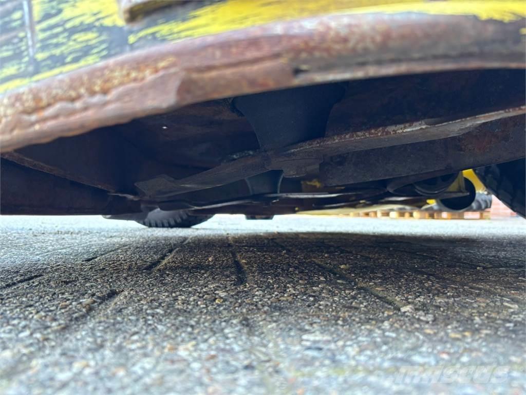 John Deere 4200 Tractores compactos