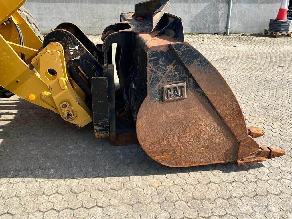 CAT 926M Carregadeiras de rodas