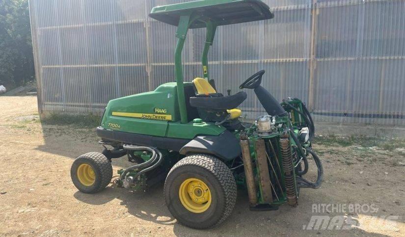 John Deere 7700A Corta-Relvas Fairway