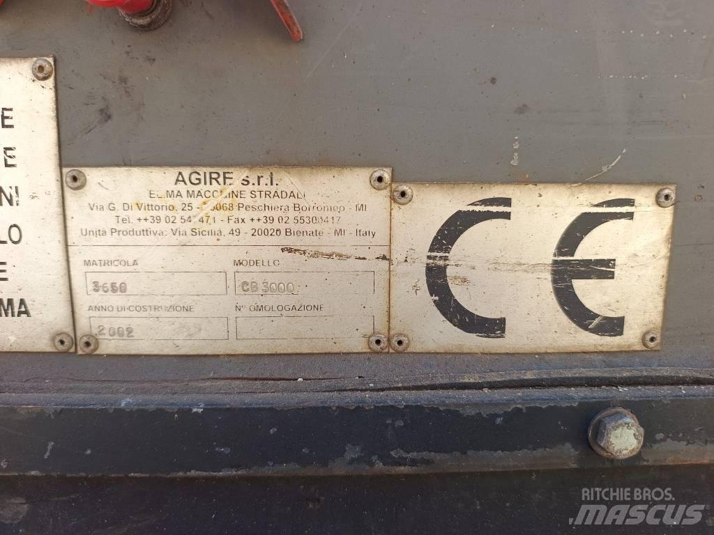  ELMA CB 300 Espalhadoras de asfalto