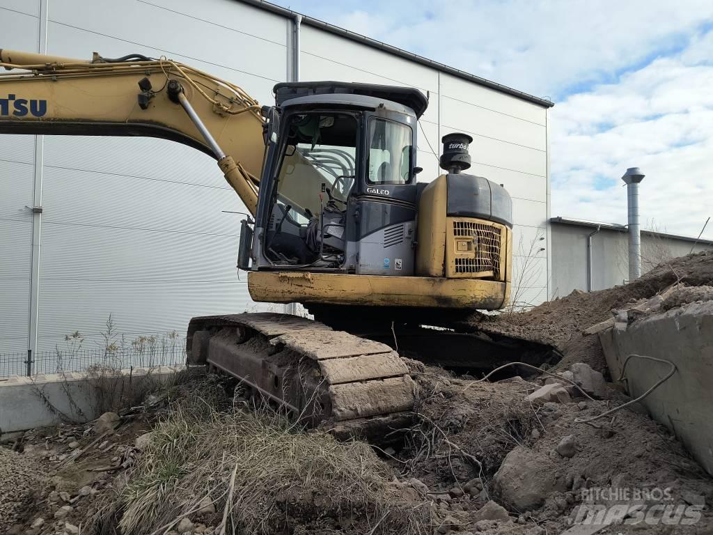 Komatsu 228 Escavadeiras de esteiras