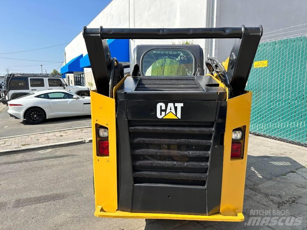 CAT 262 D Minicarregadeiras