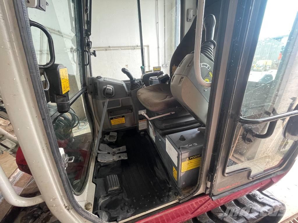 Takeuchi TB 250 Miniescavadeiras