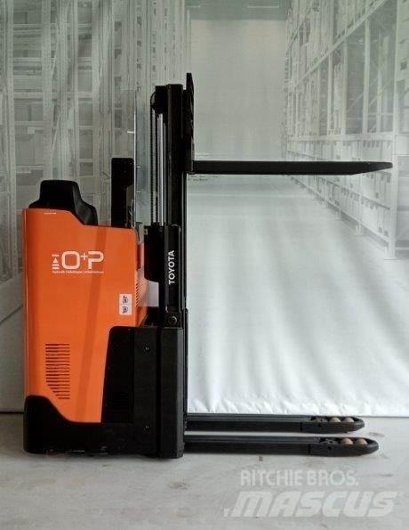 Toyota SSI200D Porta-paletes com plataforma