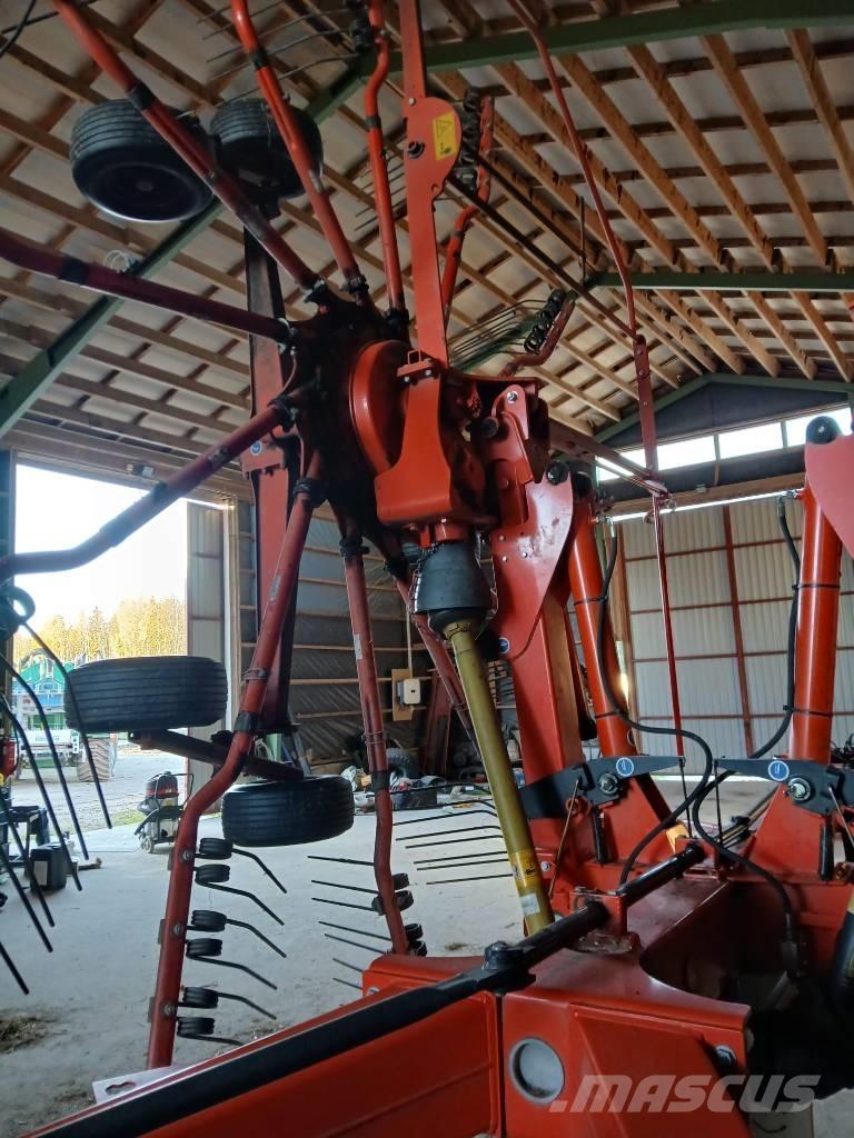 Kuhn GA 8121 Gadanheiras-fileiras