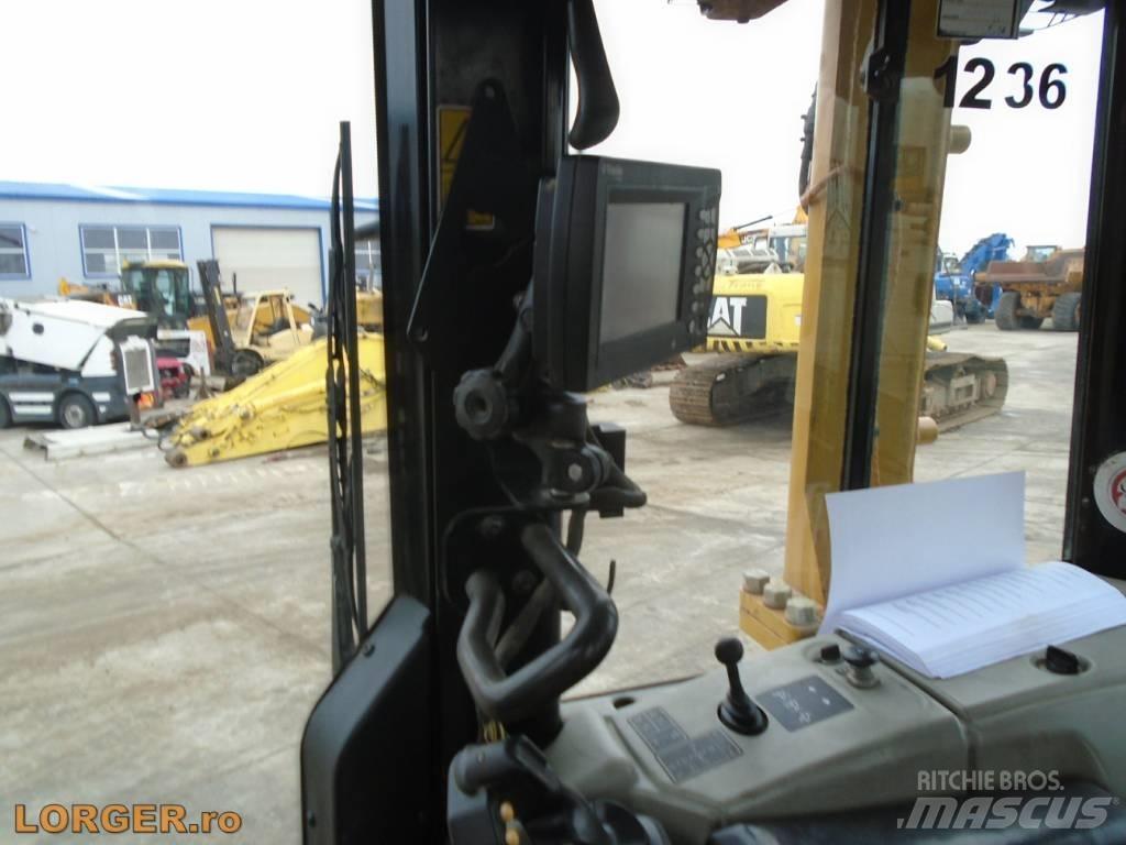 CAT D6N LGP Dozers - Tratores rastos