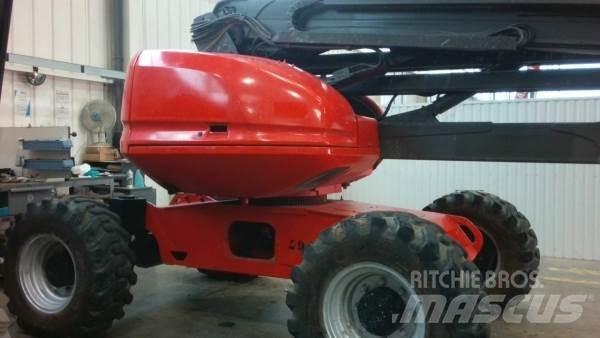 Manitou 160ATJ Elevadores braços articulados