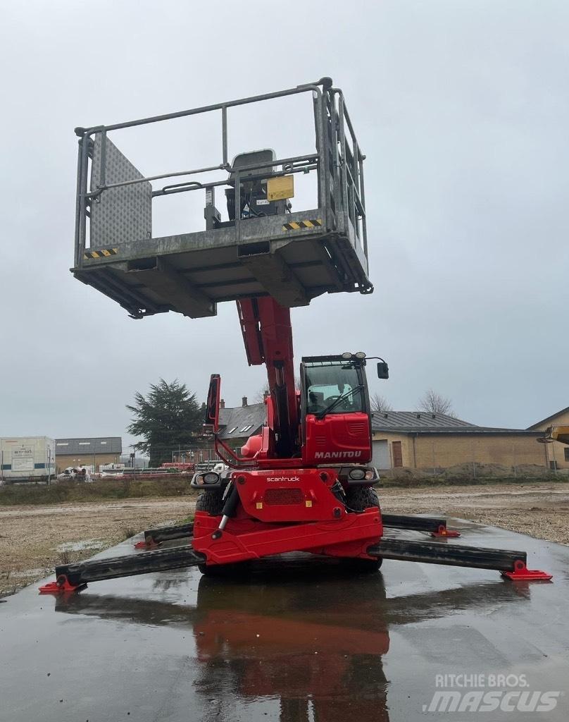 Manitou MRT 3050+ Manipulador telescópico