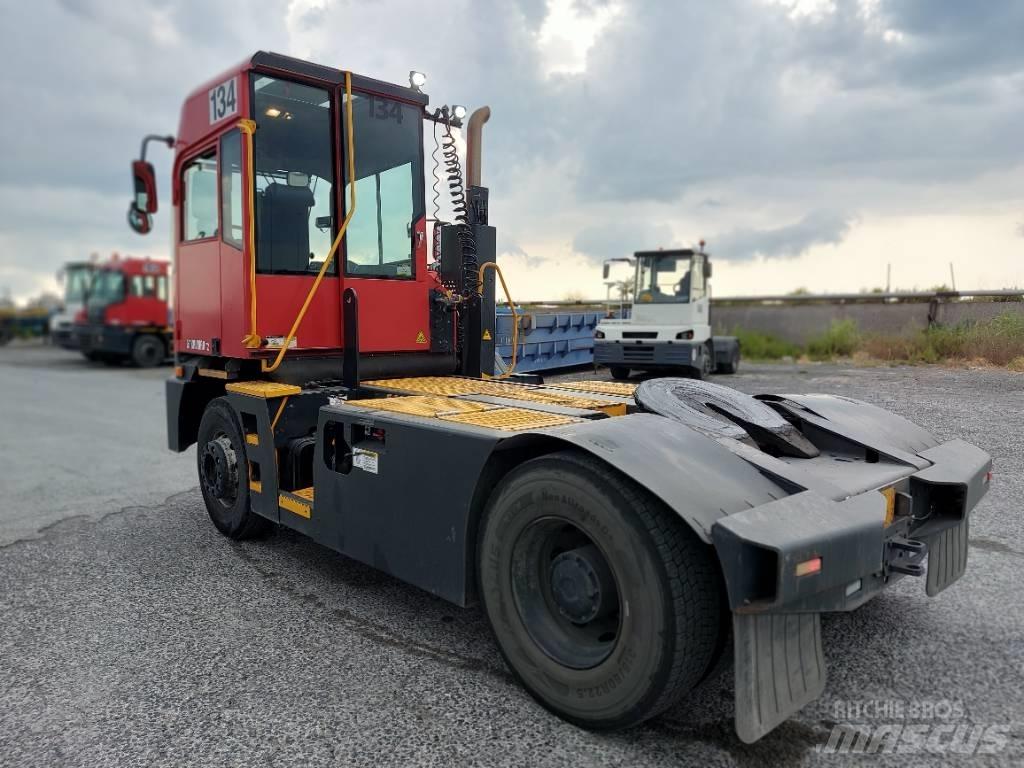 Kalmar T2 Tractores terminais