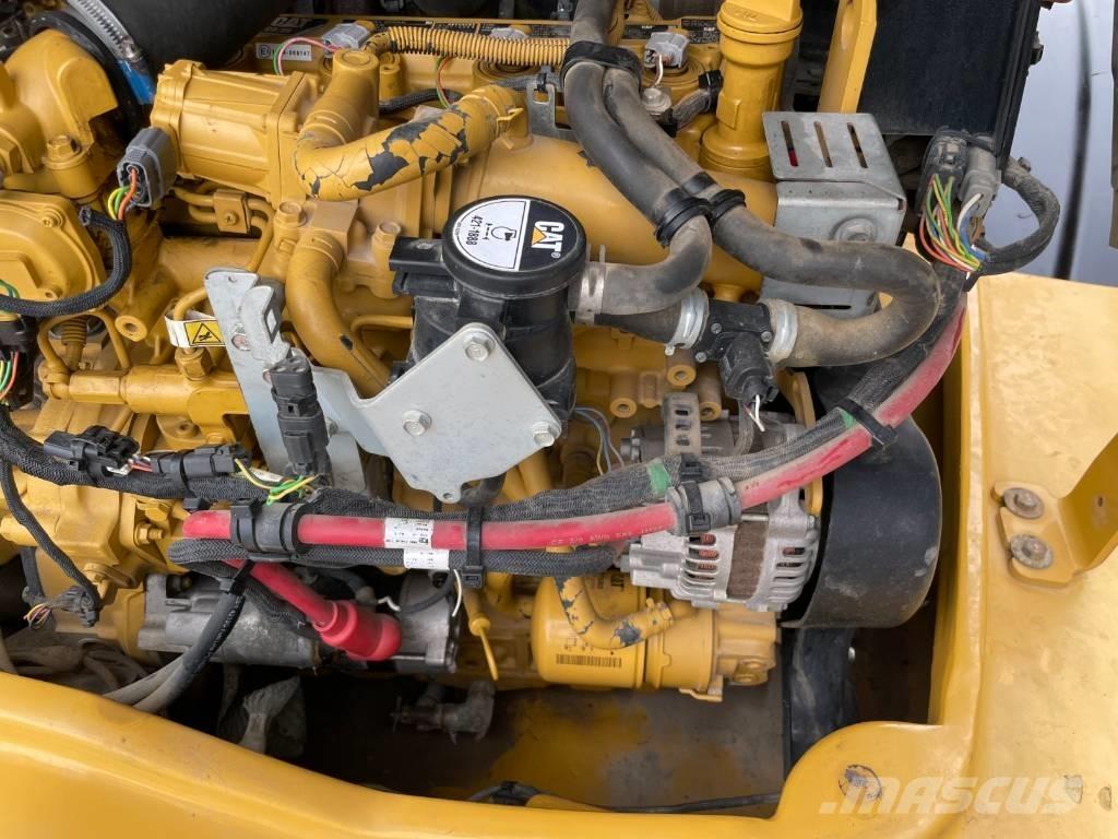 CAT 908M Carregadeiras de rodas