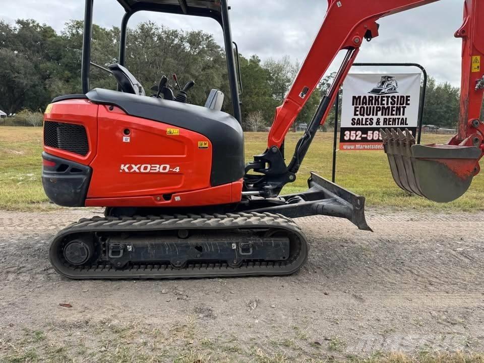 Kubota KX 030-4 Miniescavadeiras