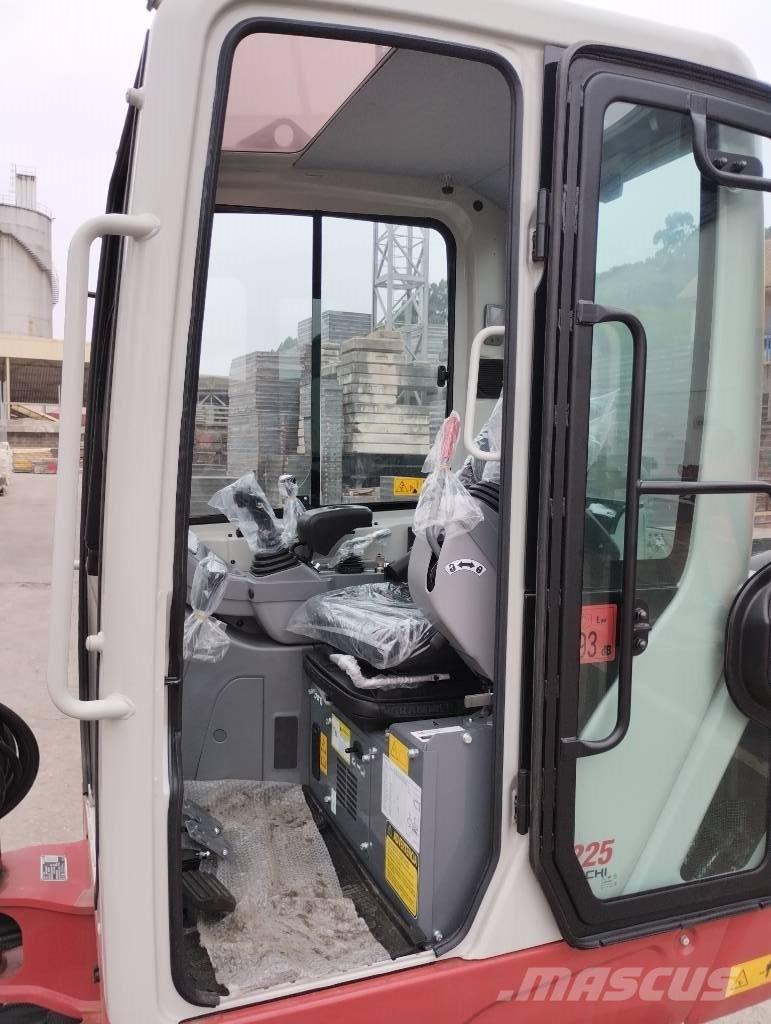 Takeuchi TB 225 Miniescavadeiras