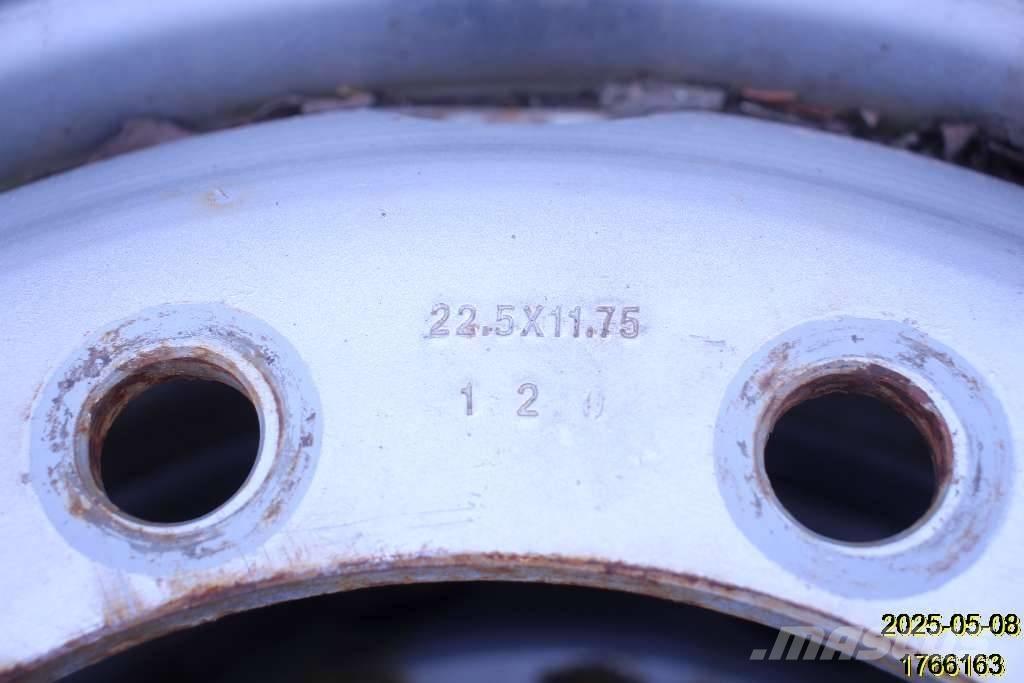  Fälg Volvo Stål Pneus